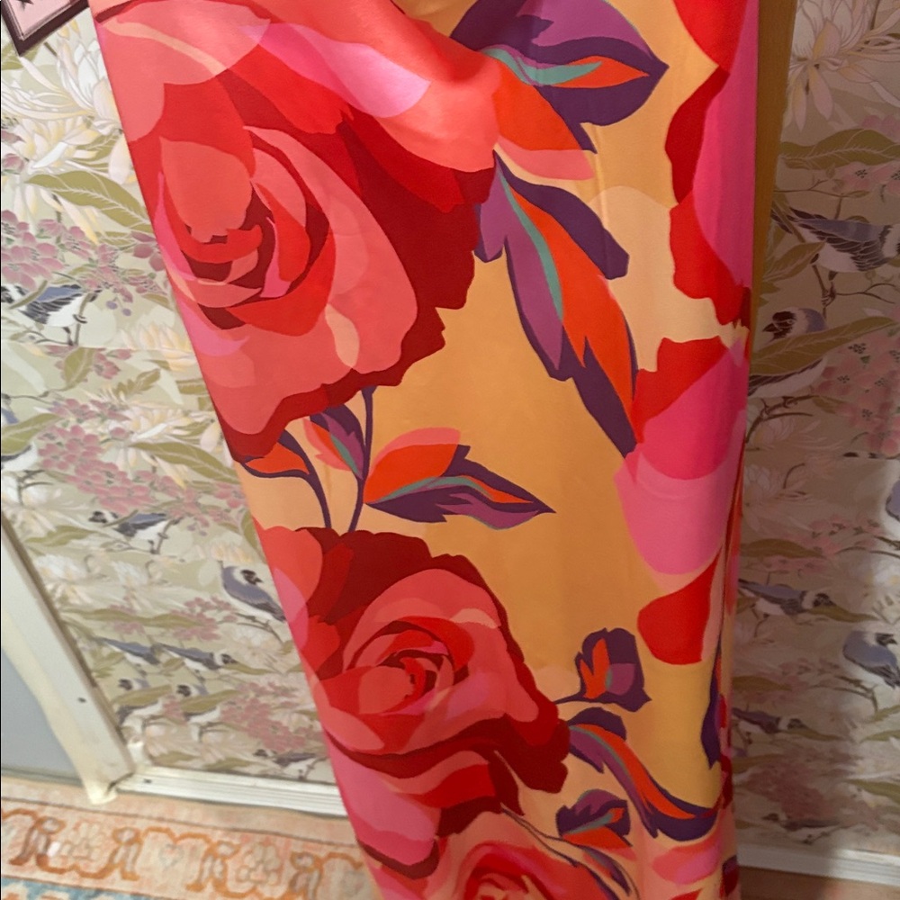 NWT!! Vibrant Floral Satin Dress - Picture 5 of 7